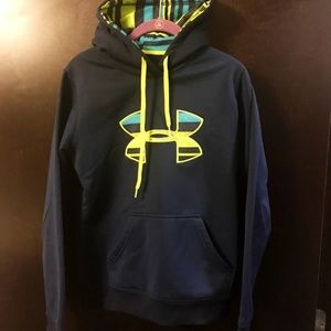 Under Armour sweatshirt